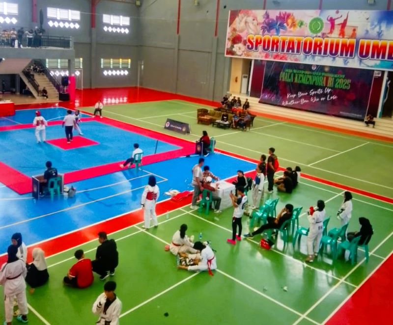 Tampak Suasana Turnamen digelar di Sportatorium Universitas Muhammadiyah Bengkulu (UMB) pada Jumat (31/1/2025).