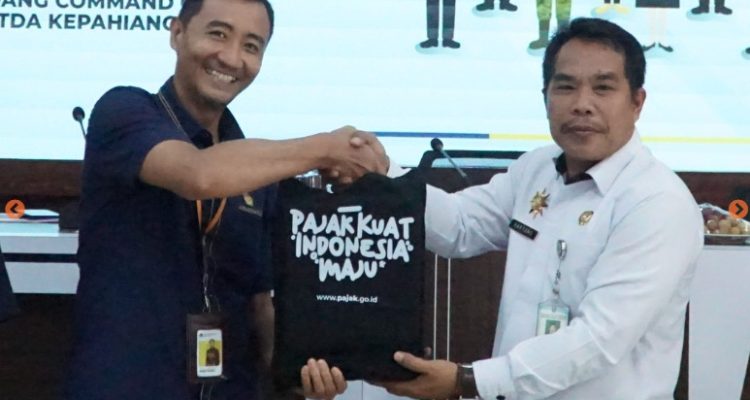Sekda Kepahiang Hartono Sosiali Pajak Disiplin Pengelolaan Pajak, Minta Bendahara OPD Terapkan PP 58/2023 Secara Benar Foto/DOk: Ist