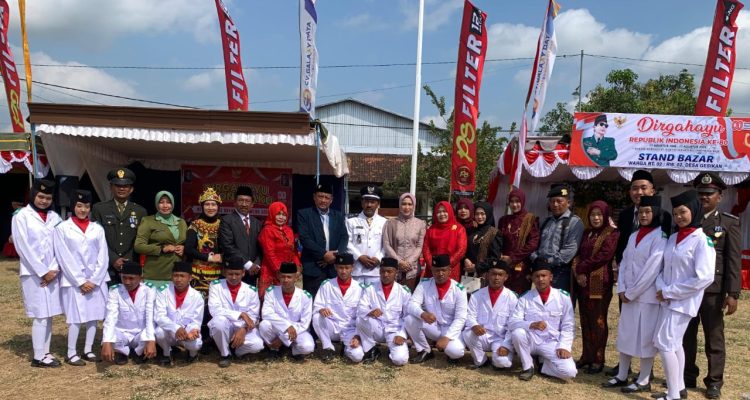 Desa Gesikan Tulungagung Gelar Upacara HUT RI ke-80, Warga Antusias Rayakan Kemerdekaan Foto/Dok: Agris
