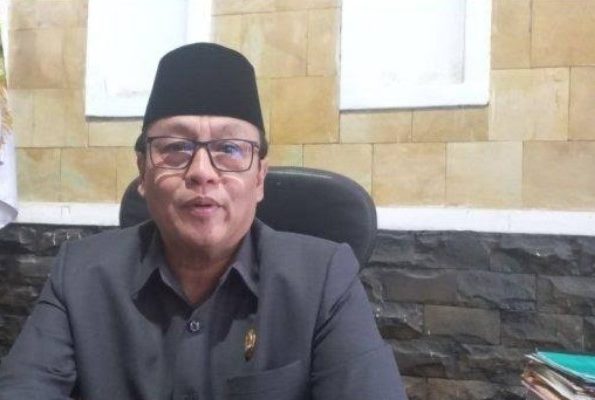 anggota DPRD Provinsi Bengkulu, Barli Halim (PDI Perjuangan)