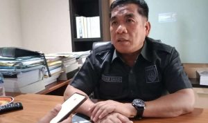 Edward Samsi DPRD Provinsi Bengkulu Saat Wawancara di Ruang Kerjanya
