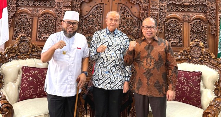 Gubernur Bengkulu Temui PP Muhammadiyah, Dorong Penguatan Bank Bengkulu dan Akselerasi Perbankan Syariah