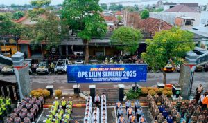 Operasi Lilin Semeru 2025: Polres Tulungagung Kerahkan 302 Personel, Empat Fokus Krusial Amankan Natal 2025 dan Tahun Baru 2026