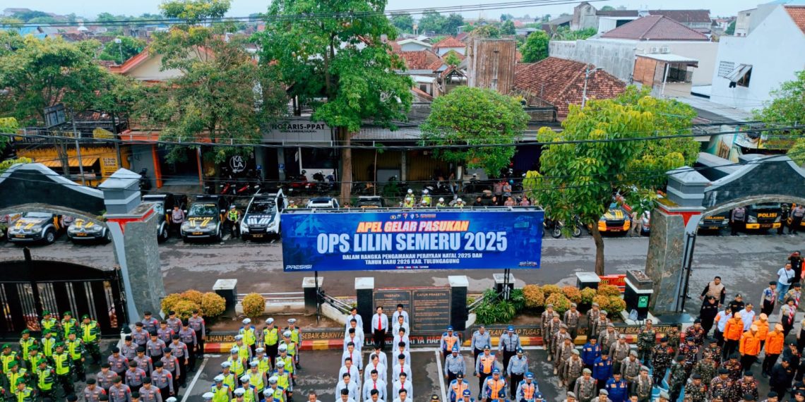 Operasi Lilin Semeru 2025: Polres Tulungagung Kerahkan 302 Personel, Empat Fokus Krusial Amankan Natal 2025 dan Tahun Baru 2026