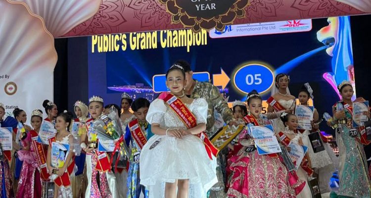 ajang bergengsi Indonesia’s Modern Bridal Fashion Showcase Mega Wedding & Lifestyle 2026 yang digelar di Singapore Expo, Jumat (9/1/2026).